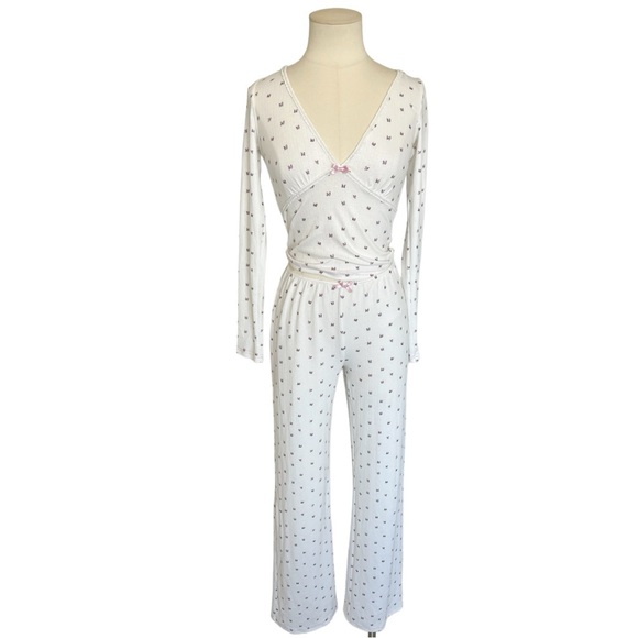 Princess Polly Blueberry Muffin Sleep Set White - Picture 2 of 4